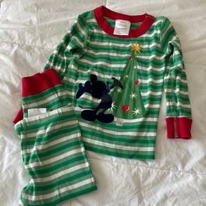 Hanna Anderson 3T Disney Christmas PJs